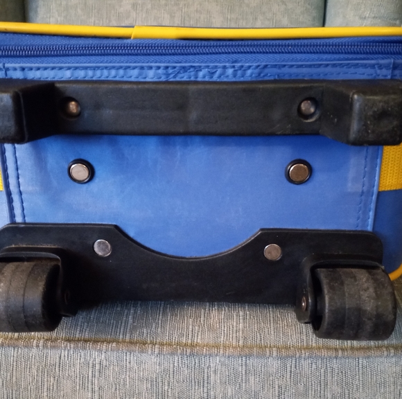 Vintage Digimon Kids Rolling Suitcase - Picture 4 of 6